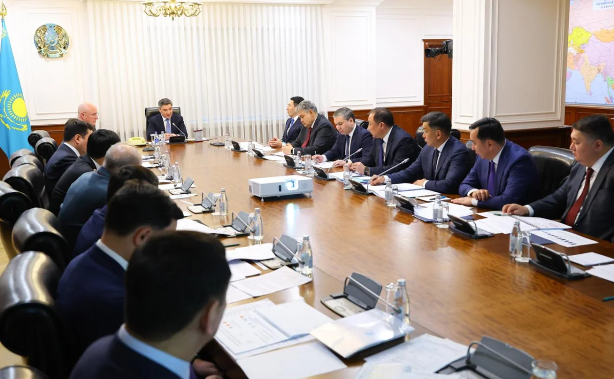 Премьер-министр раскритиковал медленную модернизацию пунктов пропуска на казахстанских границах