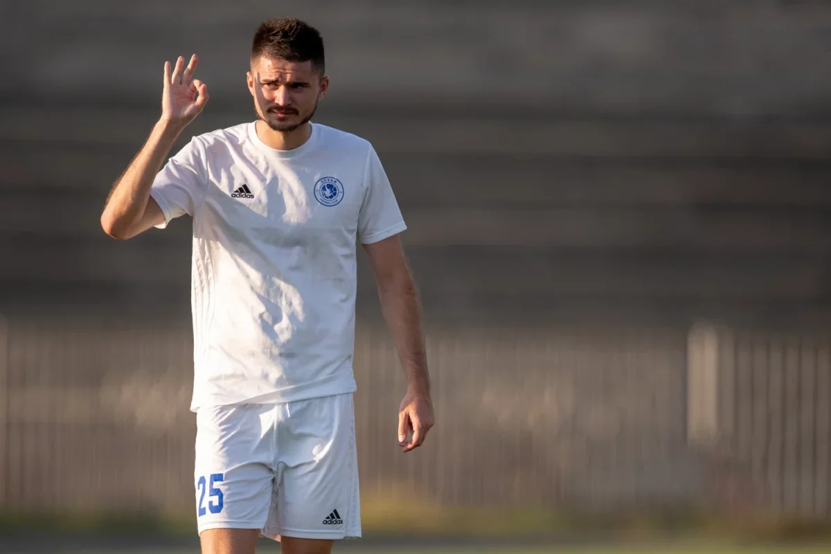 Шетелге кете ме, әлде Қазақстанда қала ма? – Футболшы мансабына қатысты соңғы нүктені қойды