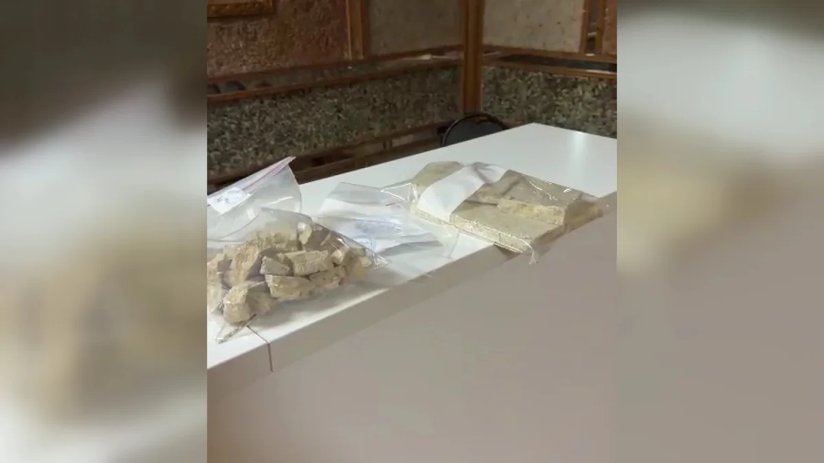 Облицовка упала на голову ребенка в Карагандинской области: стали известные новые подробности ЧП