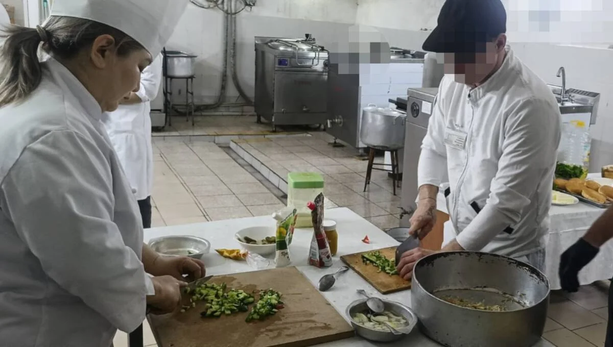 Бостандыққа дайындық: Семейде сотталғандар аспаздықты үйренді