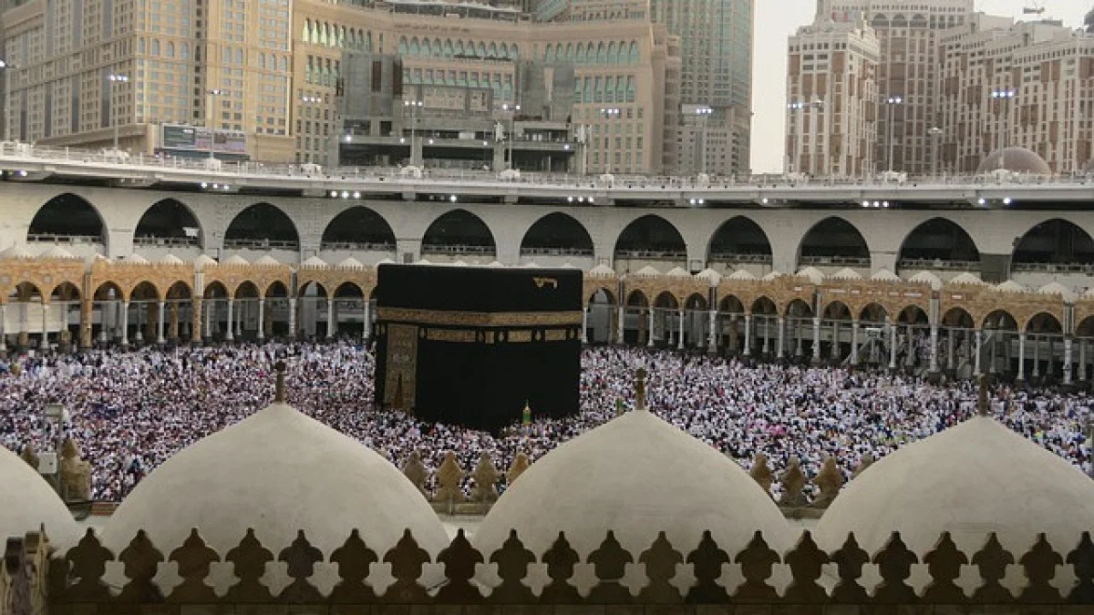 Меккеге кіруге қатысты жаңа шектеулер енгізілді