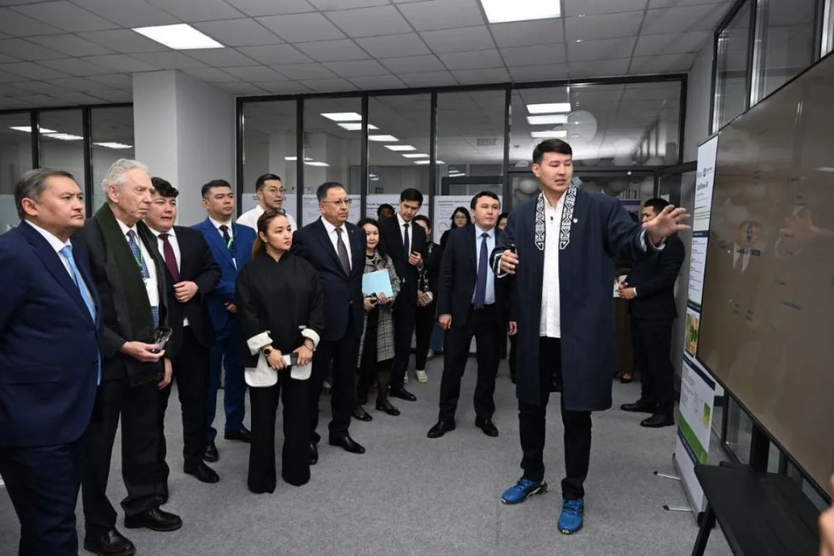 В КазНУ открыли новые лаборатории искусственного интеллекта для медицины, науки и индустрии