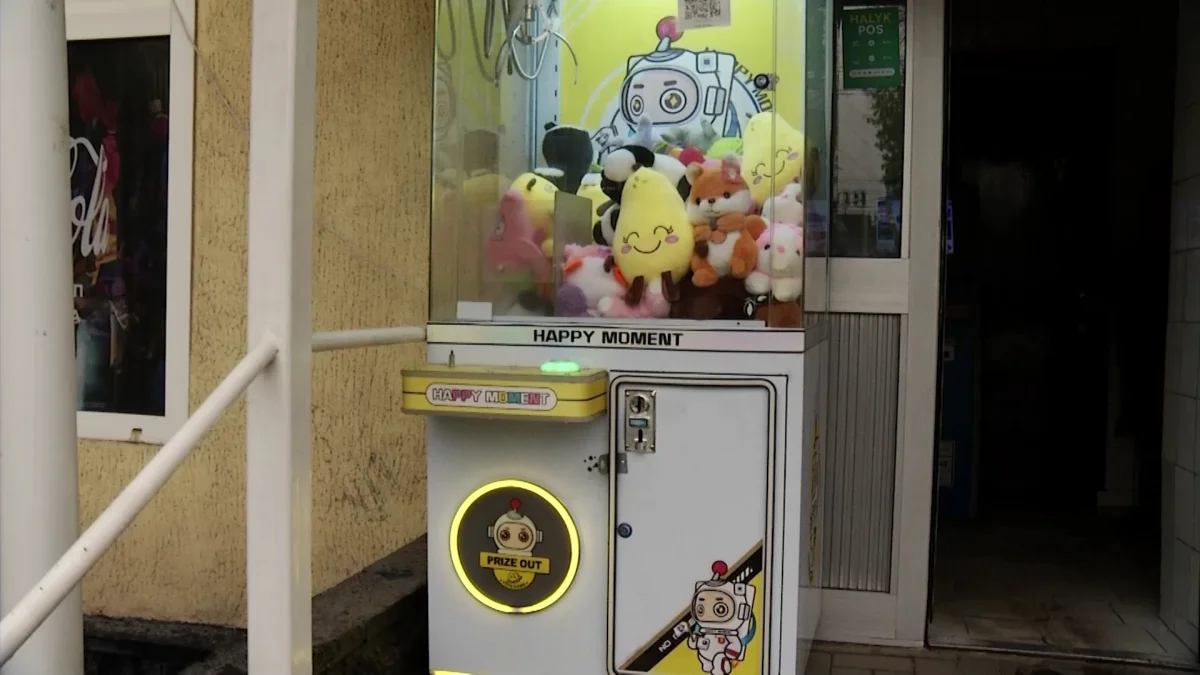 Приравнять автоматы с игрушками к игровому бизнесу предлагают в Алматы