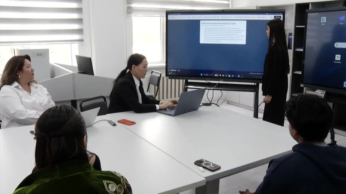 Smart map - алматинская студентка придумала цифровую систему безопасности и мониторинга для пожилых людей