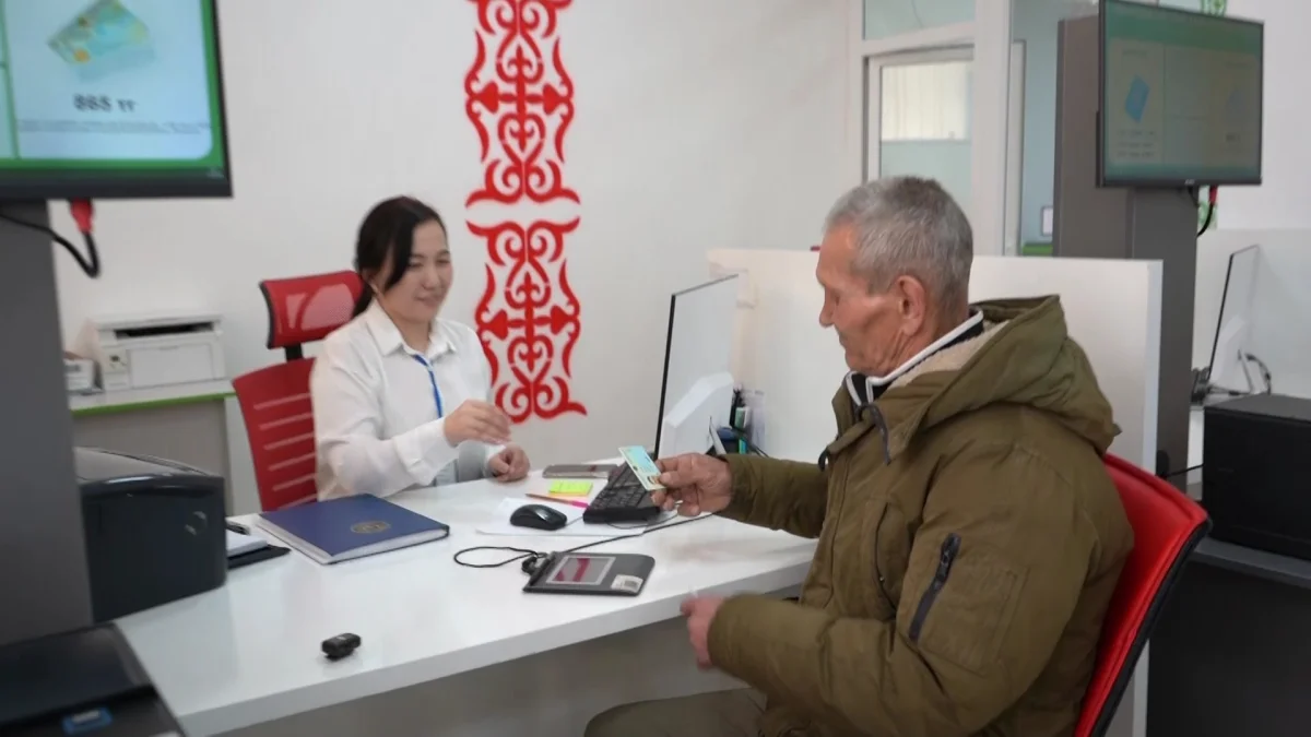 34 года без документов: 58-летний североказахстанец впервые получил удостоверение личности