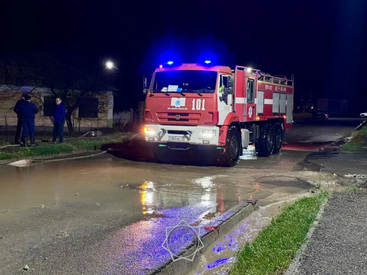 Кентау залило после сильных дождей