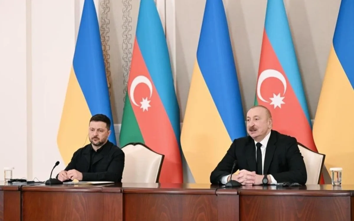 Зеленский Ресеймен келіссөздерді Әзербайжанда өткізуді ұсынды