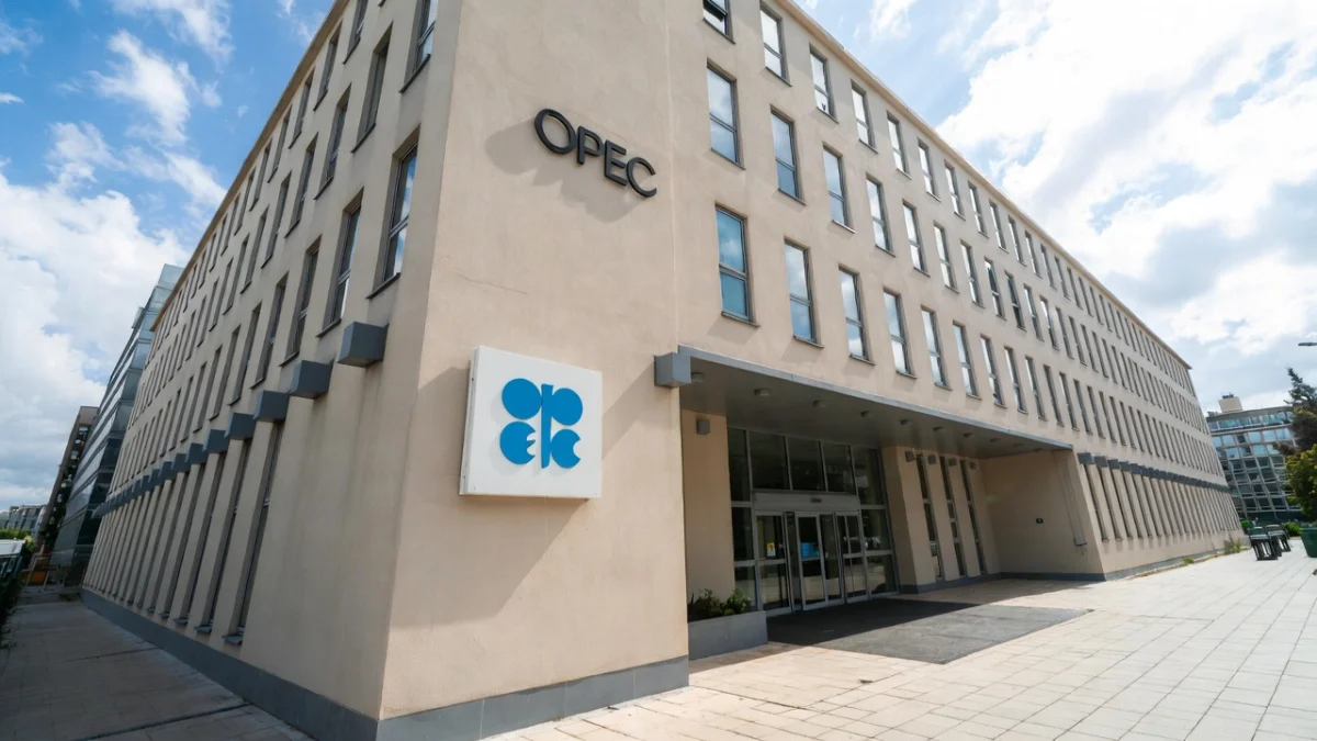 ОАЭ заявили о выходе из ОПЕК и ОПЕК+ - мировые рынки нефти реагируют на резонансное решение