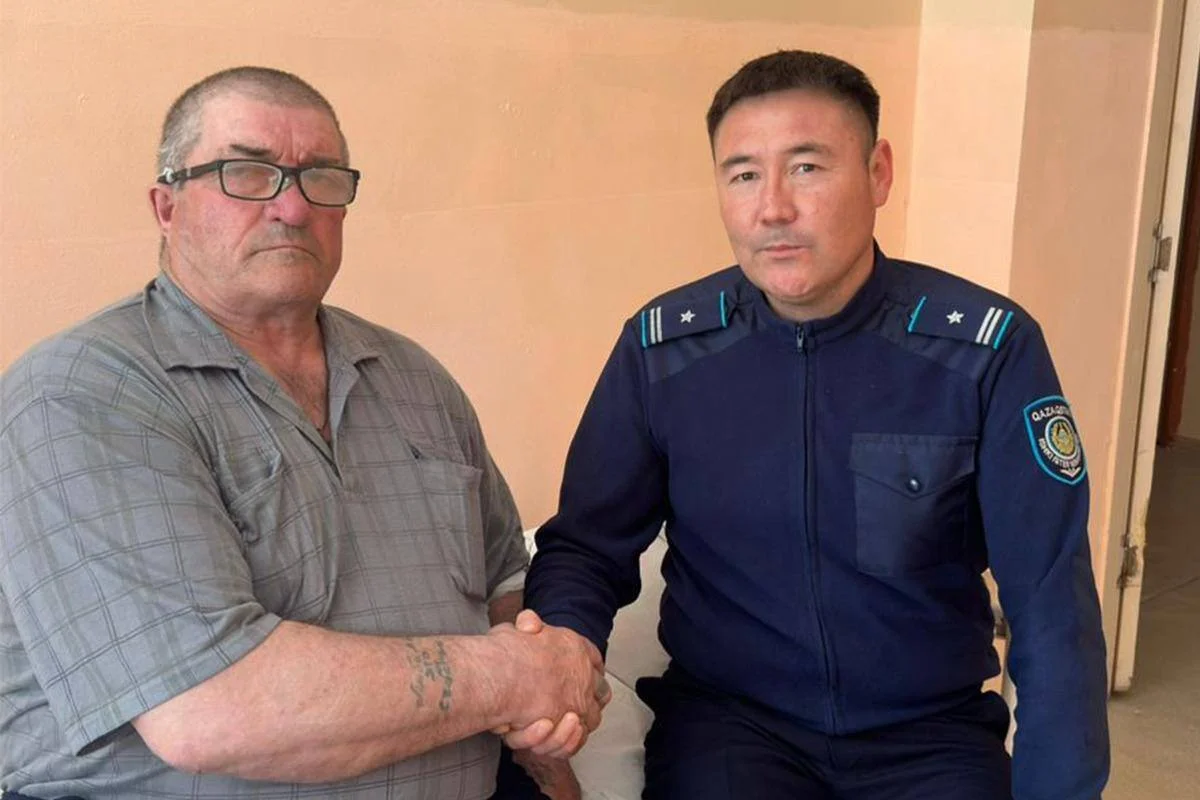 СҚО-да полицейлер ер адамды құтқарып қалды