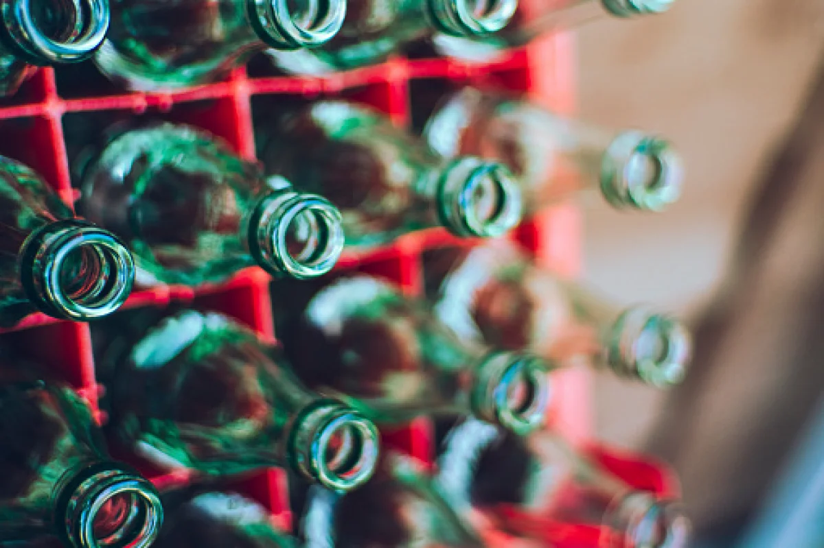 Иностранка попалась на контрабанде алкоголя в Бейнеу