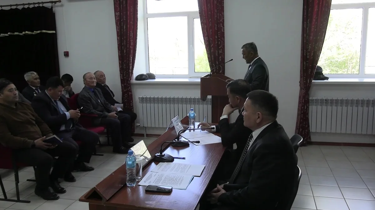 Депутат маслихата от партии «AMANAT» провёл отчётную встречу с населением Каратобинского района в ЗКО