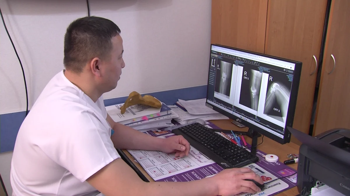 Буын ауыстыруда робот технологиясы қолданылды