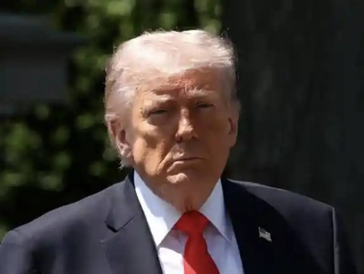 Рейтинг Трампа упал до исторического минимума