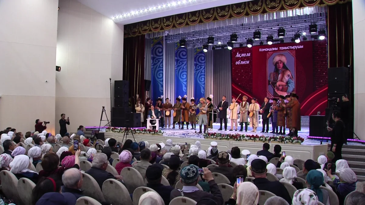 Көкшетауда алғаш рет «Бес асыл» республикалық ұлттық өнер сайысы өтті