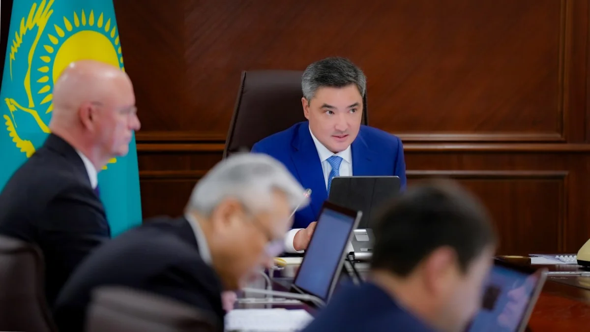 Жылу беру маусымына арналған отын қоры 1 қыркүйекке дейін жинақталуы тиіс - Олжас Бектенов