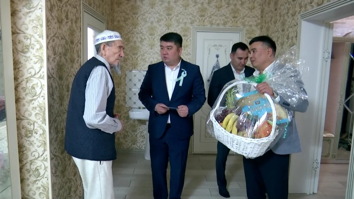 Қызылордада «AMANAT» партиясының бастамасымен тыл ардагерлеріне құрмет көрсетілді