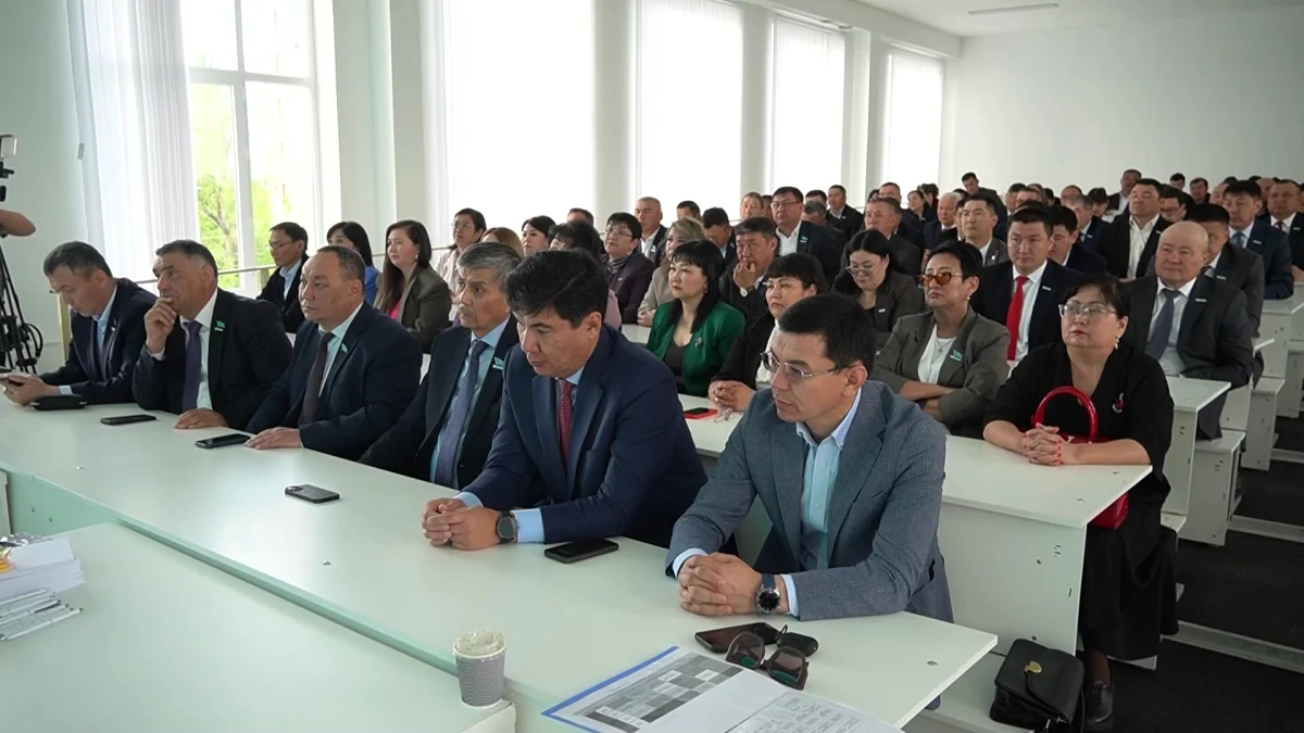 В Уральске стартовал трёхдневный обучающий семинар, организованный Академией политического менеджмента партии «AMANAT»