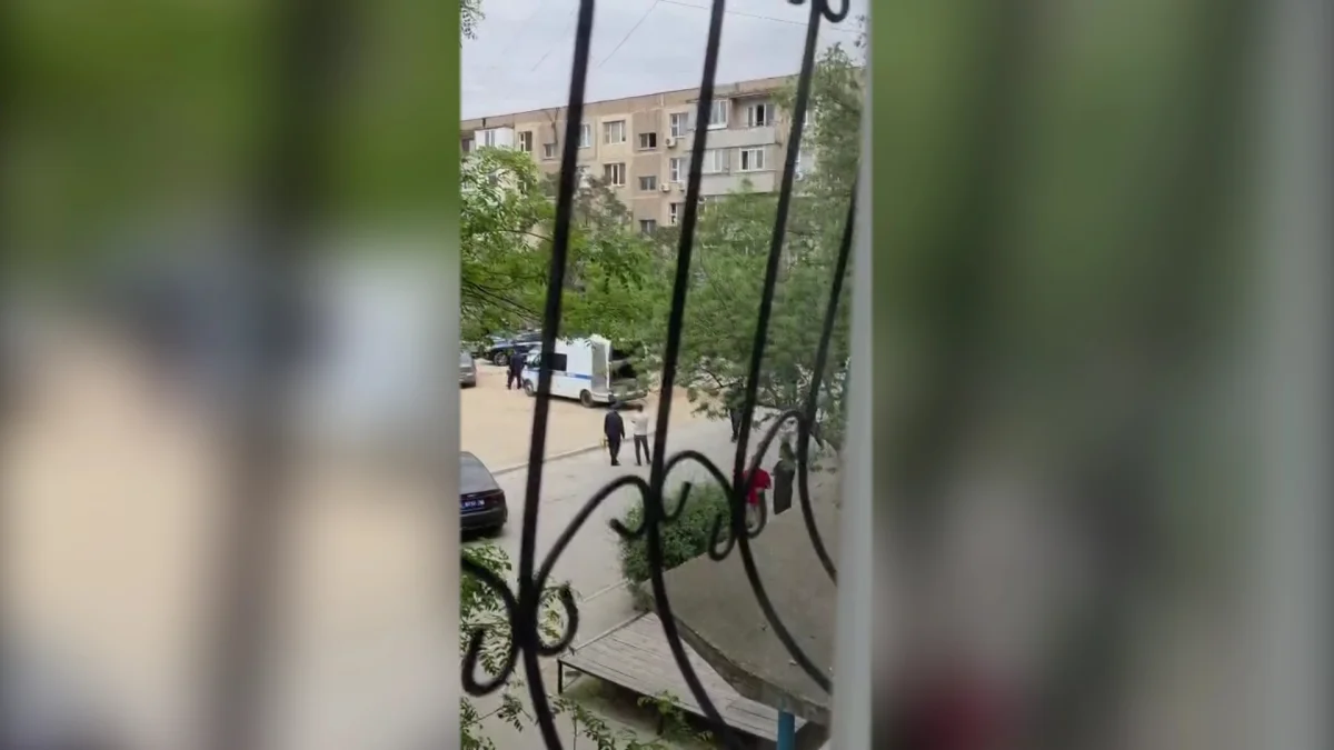 Полуторагодовалый ребенок погиб под колесами полицейского авто в Актау