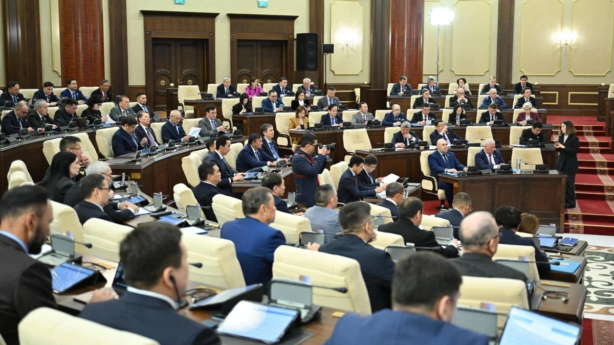 Парламент «Қазақстан Республикасының Президенті туралы»  Конституциялық заңды қабылдады