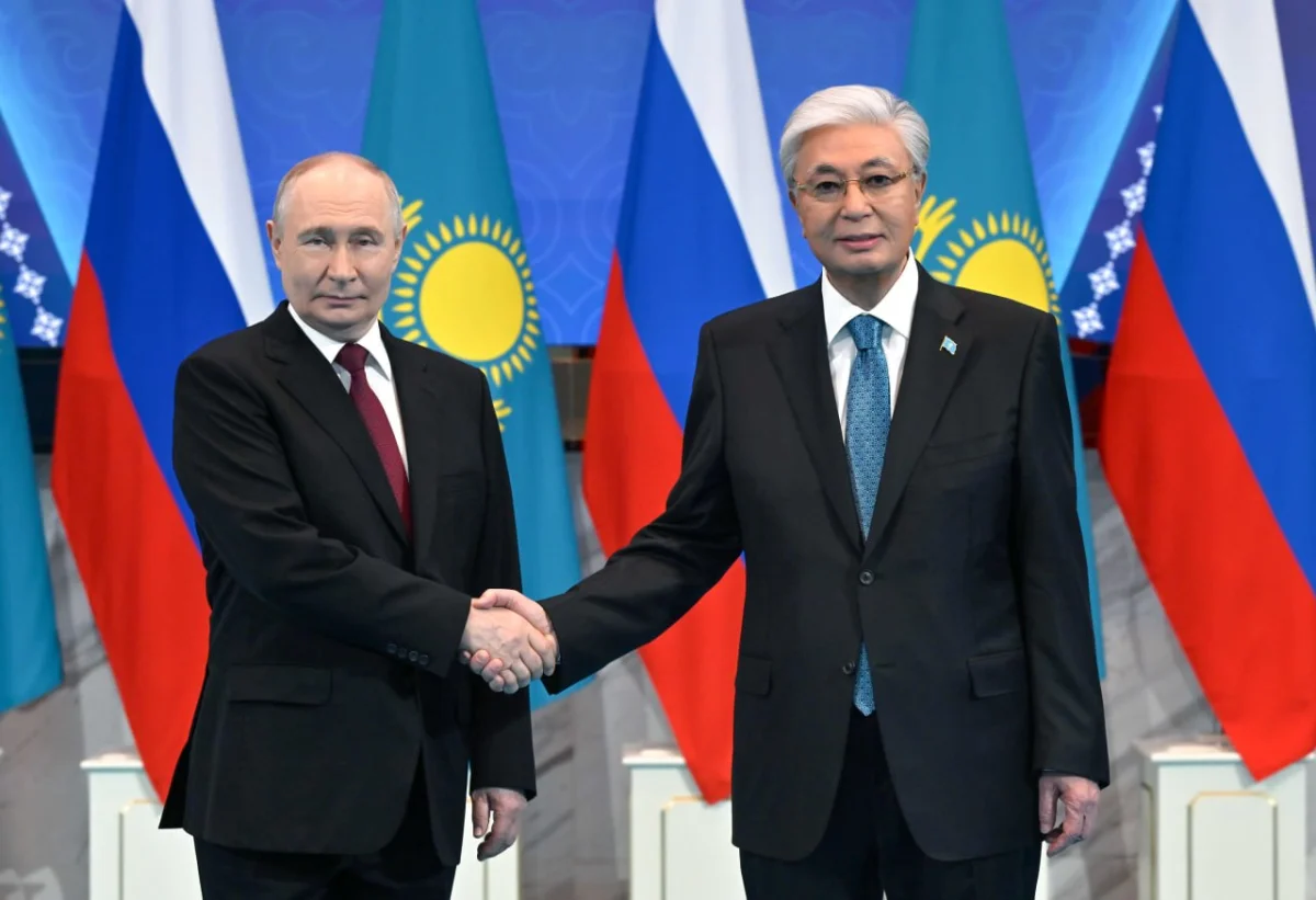 Қасым-Жомарт Тоқаев пен Владимир Путин шағын құрамдағы келіссөз жүргізді