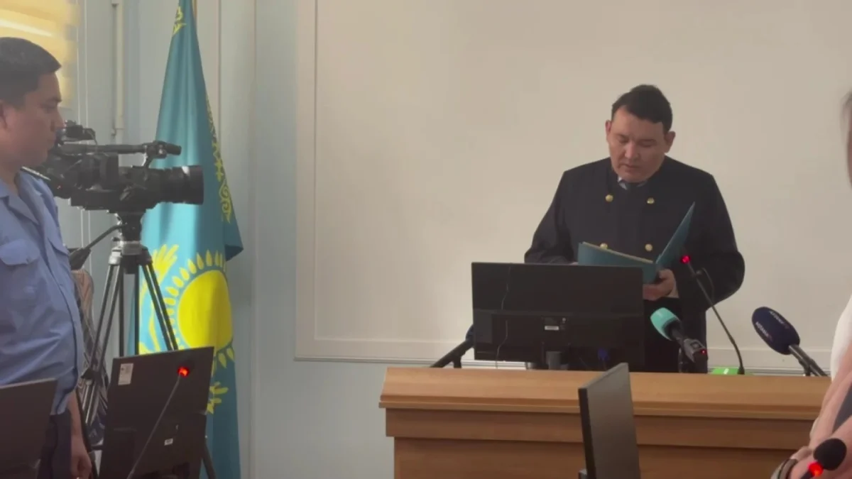 Кормили хлебом с навозом и держали в будке: в Караганде вынесли приговор семье за истязание патронатных детей