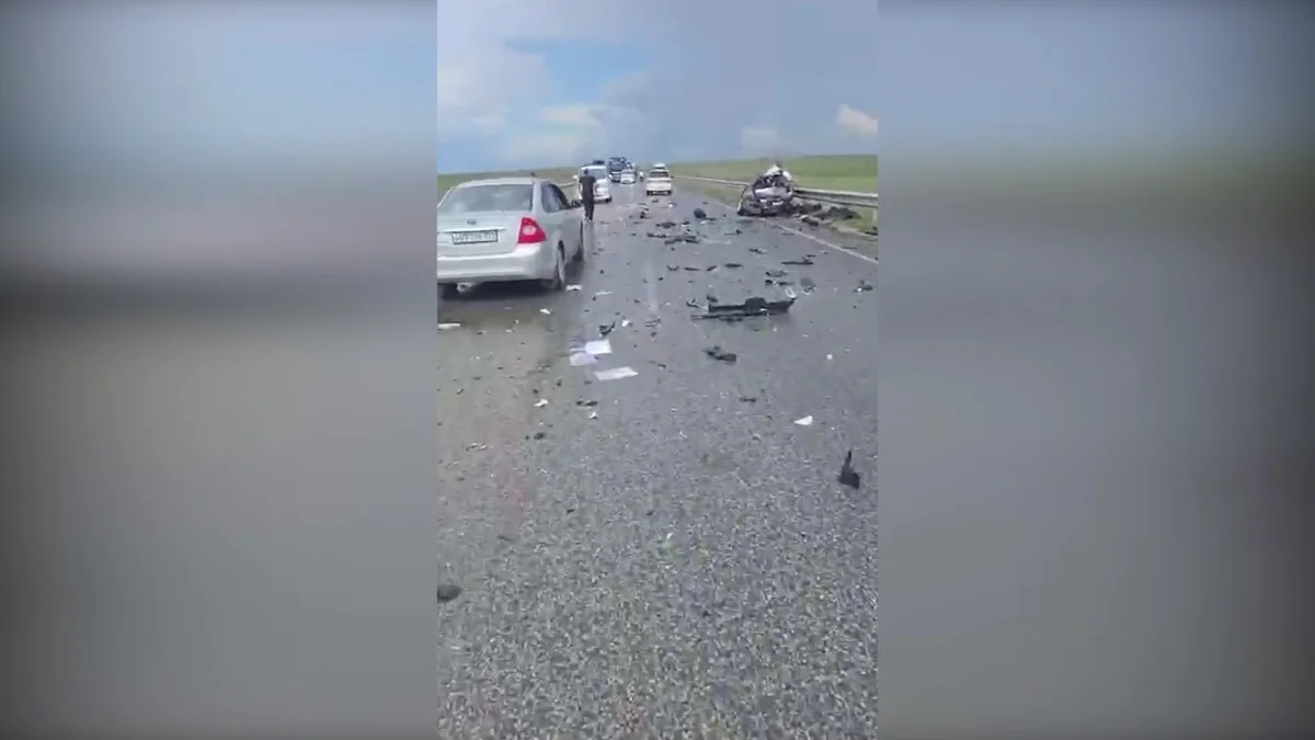 Три человека погибли в страшном ДТП в Актюбинской области