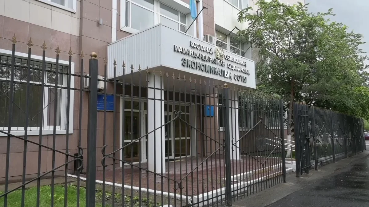 Сотрудник с туберкулезом работал в школьной столовой в Костанайской области