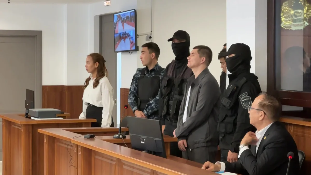 Қайын жұртын асқан қатыгездікпен қырып тастаған соң  қандықол күйеу бала бірден Меккеге тартып тұрған