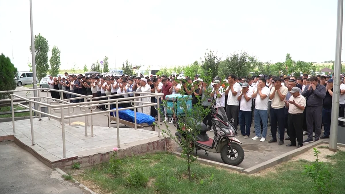 Обгоревший труп полицейского нашли в Алматы