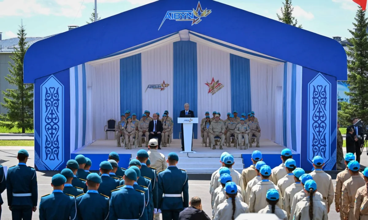 Конституция – нравственный и правовой компас: Президент на «Айбын-2026»