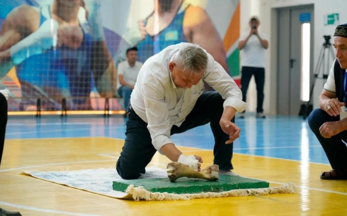 Жілік сындырудан сайыс өтті