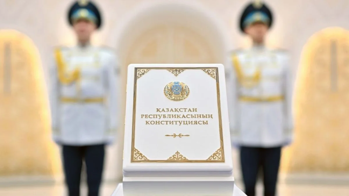 Конституциялық сот президенттік мерзімдер санына қатысты норманы қолданудың құқықтық тәртібін айқындады