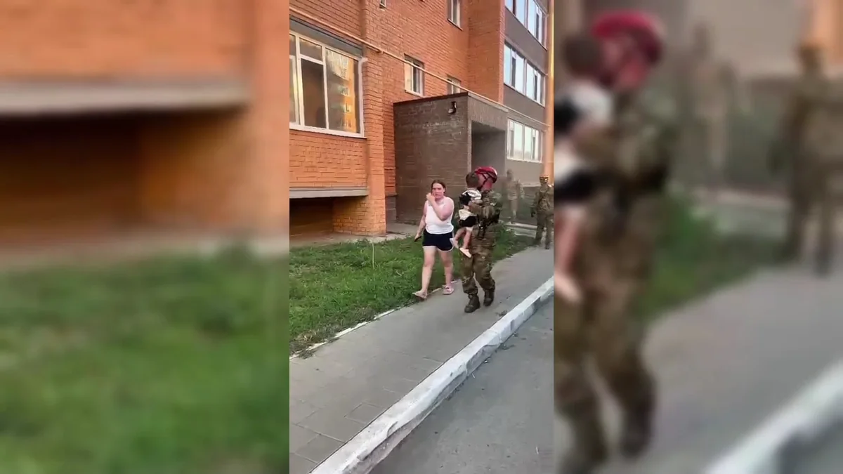 40 человек эвакуировали во время пожара в костанайской девятиэтажке