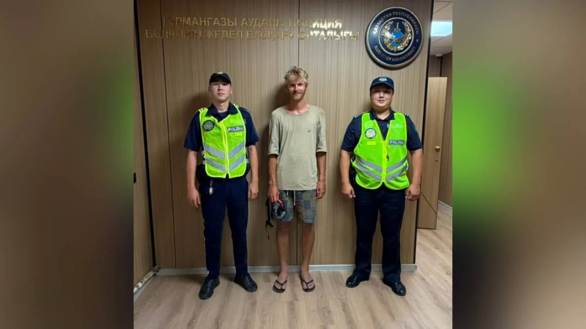 Полицейские за полчаса вернули похищенные вещи туристам из Франции в Атырауской области