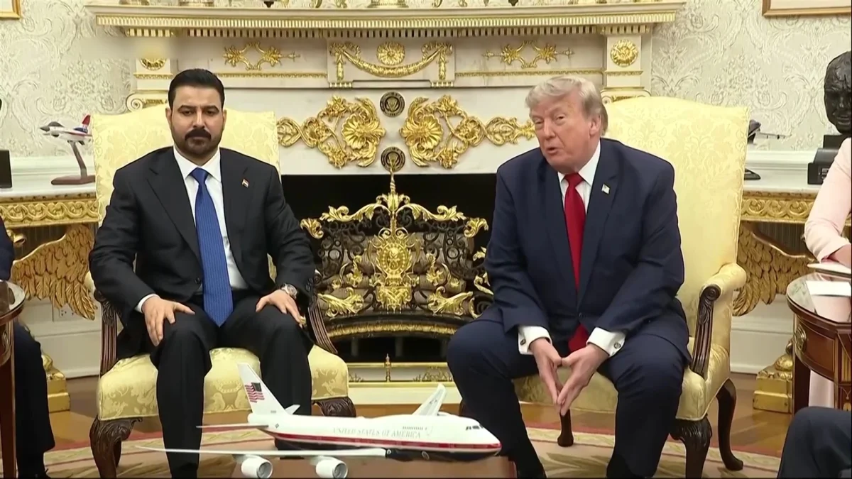 Трамп: «Біздің ұшқыштар Иран әуе кеңістігінде серуендеп жүр»
