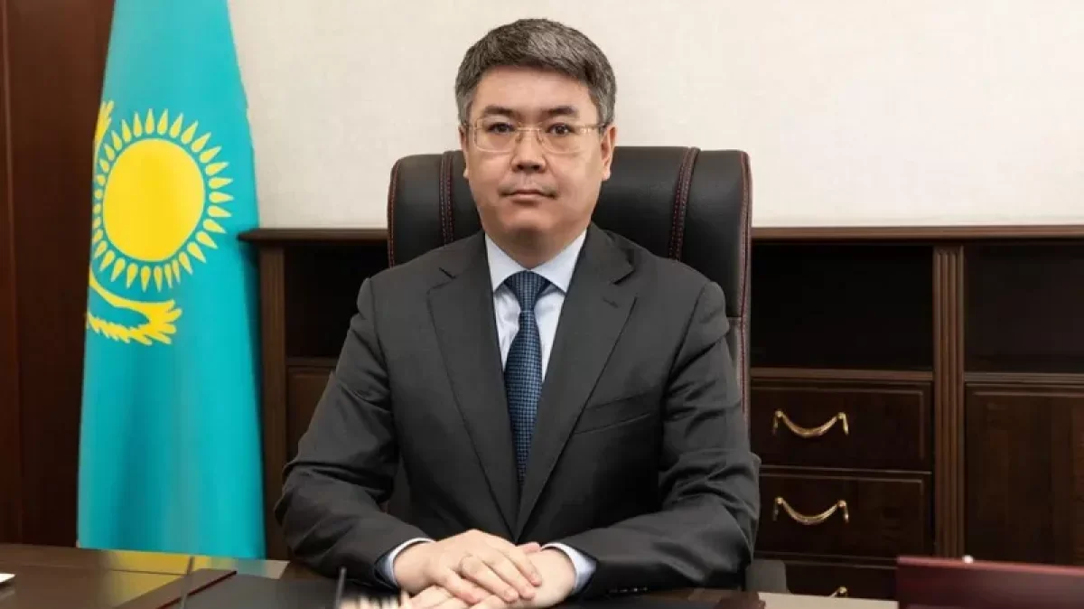 Токаев освободил Серика Шапкенова от должности акима Атырауской области
