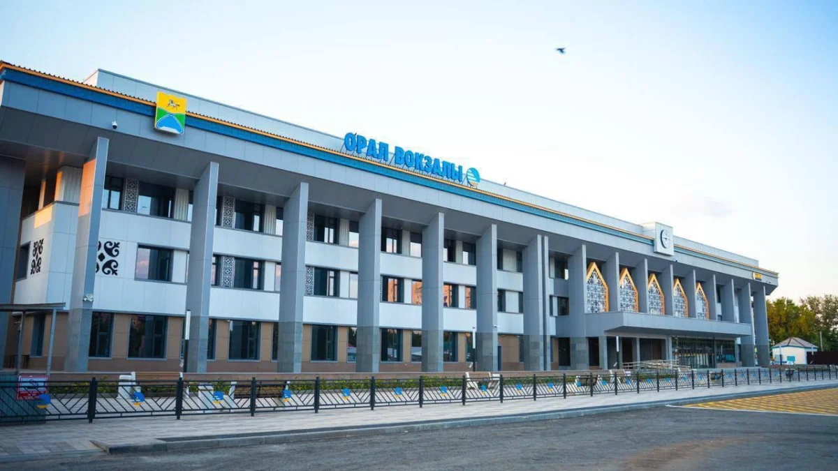 Елімізде жаз басталғалы бері қайта жаңғыртудан өткен 70 теміржол вокзалы ашылды