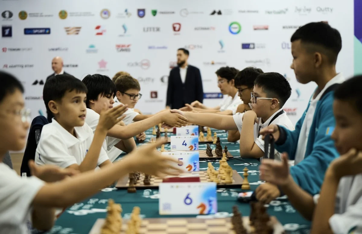 Kazakhstan vs World: Қазақстанның жас шахматшылары әлем құрамасымен бақ сынады