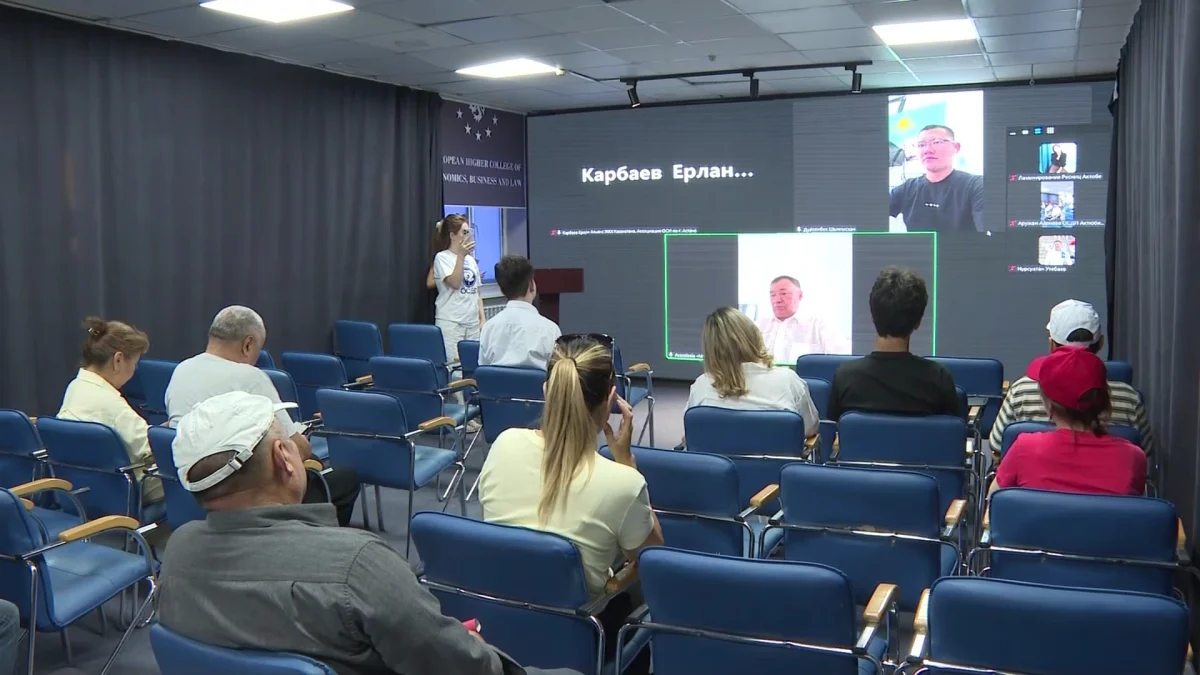 ЖСДП кандидаттары тұрғындармен кездесті