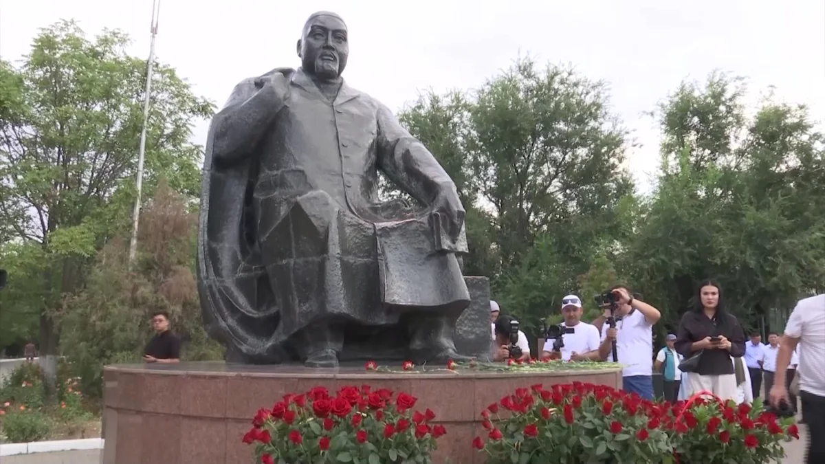Шымкентте Абай күніне арналған  мәдени-рухани іс-шаралар кең көлемде ұйымдастырылды