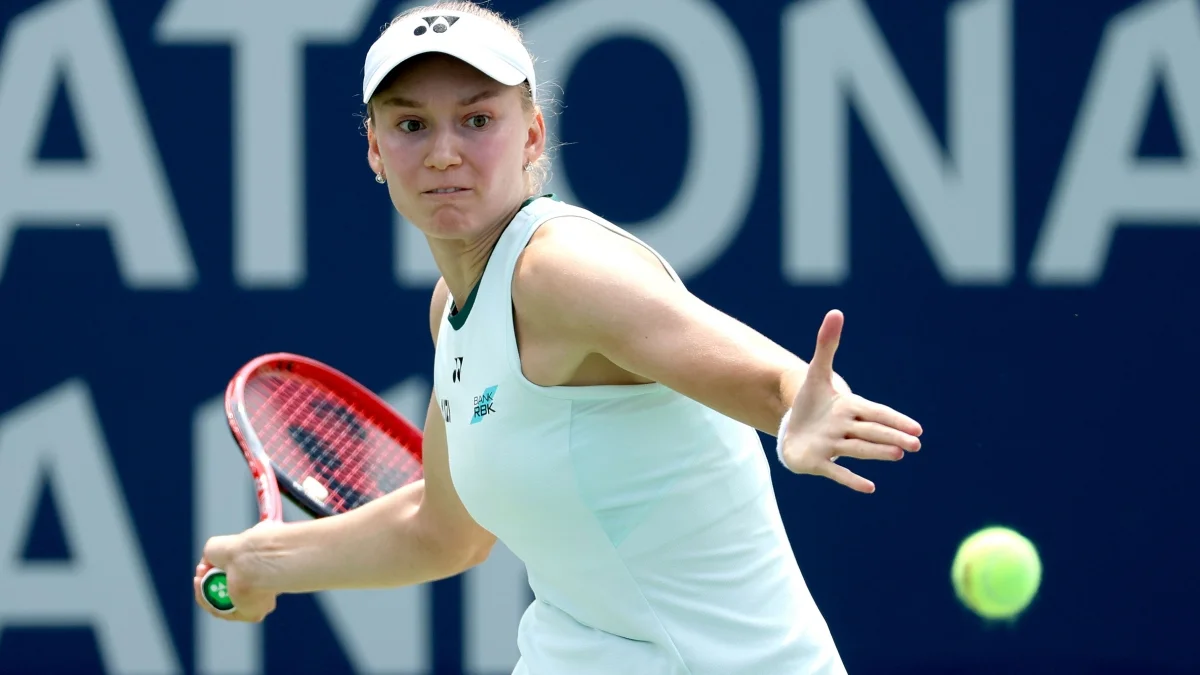 Елена Рыбакина вышла в полуфинал турнира WTA 1000 в Торонто