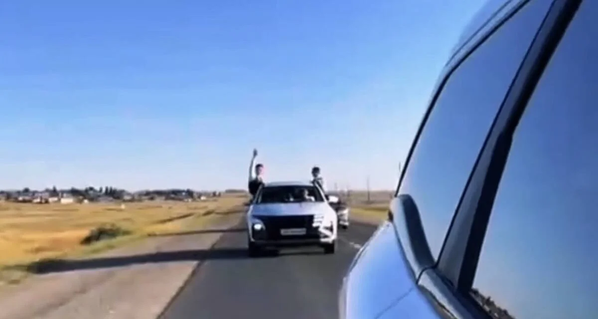 Участников свадебного кортежа наказали за грубые нарушения ПДД в Актобе (ВИДЕО)