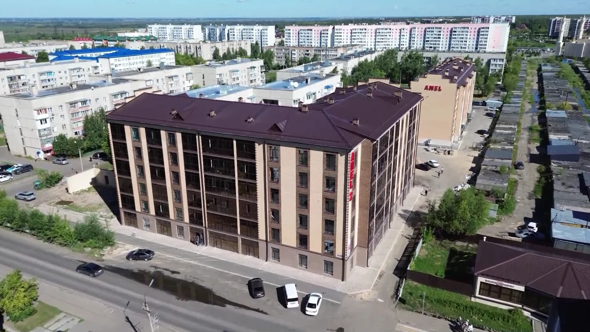 Все сроки вышли: десятки семей не могут заселиться  в новый дом в Петропавловске