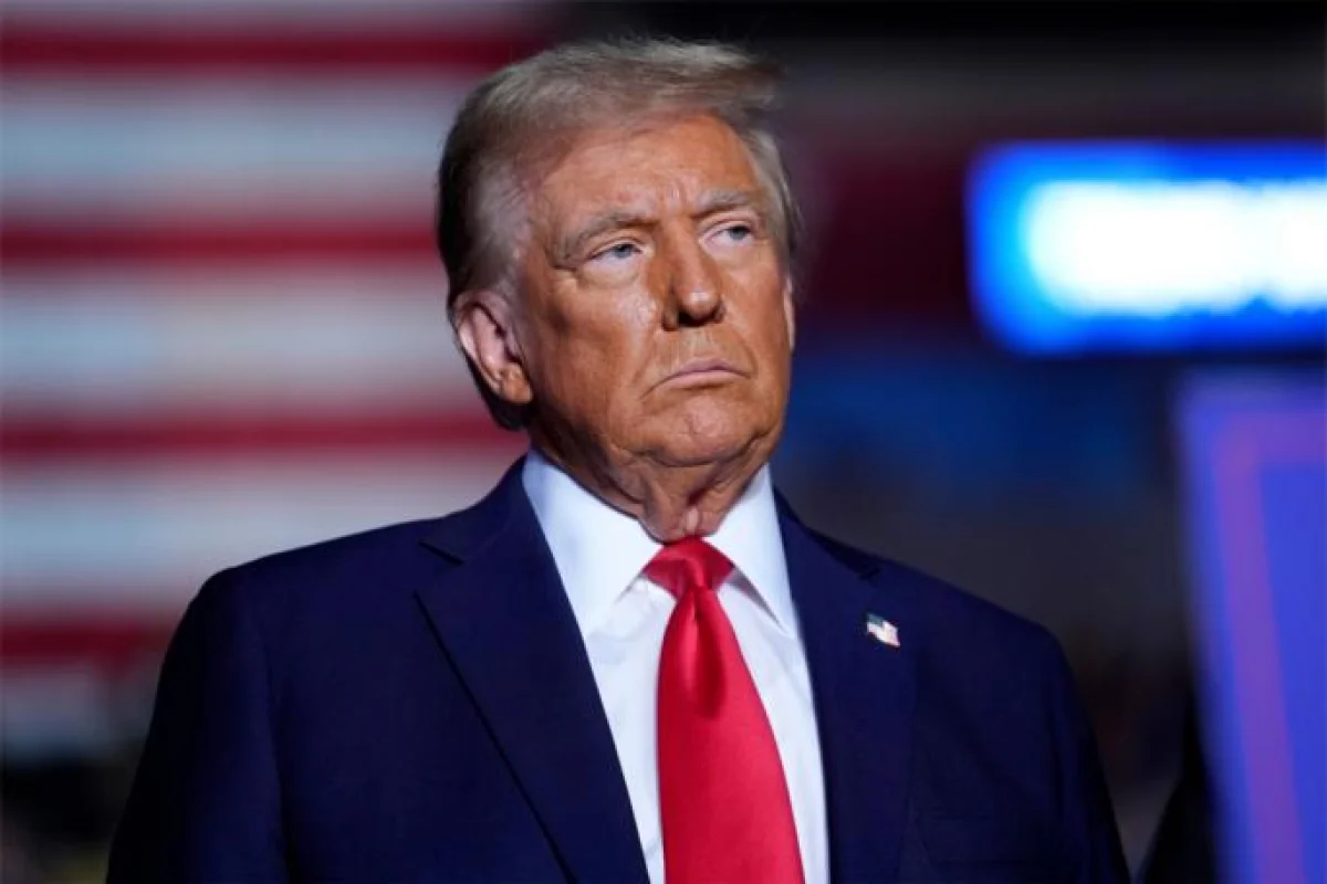 Дональд Трамп отказался извиняться перед американцами за рост цен на бензин