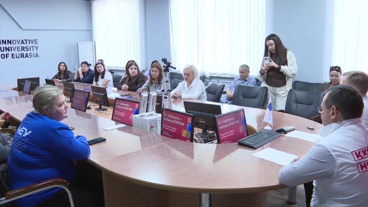 Қазақстан Халық Партиясы атынан кандидаттар Павлодар облысындағы ЖОО ұстаздарымен кездесті