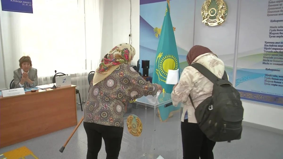 Сайлау учаскелерінде мүгедектігі бар азаматтарға дауыс беруге барлық жағдай жасалған