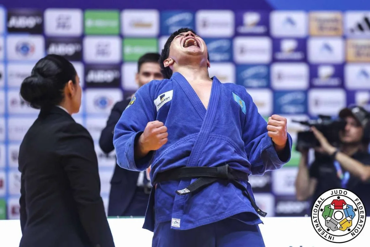 Казахстанец стал чемпионом мира по дзюдо среди кадетов