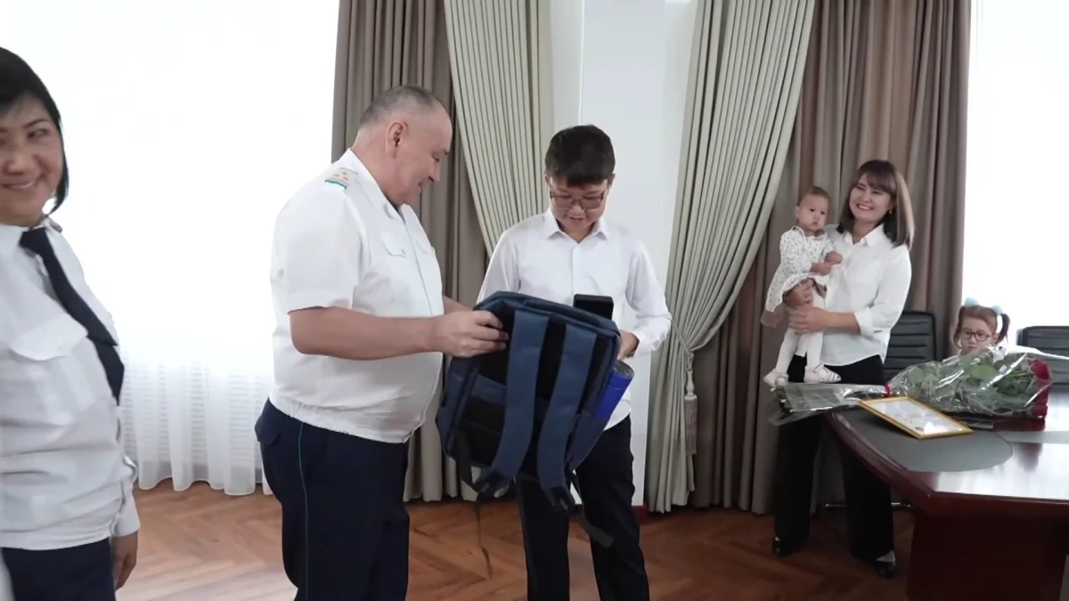 13-летний мальчик спас тонущего ребенка в Карагандинской области