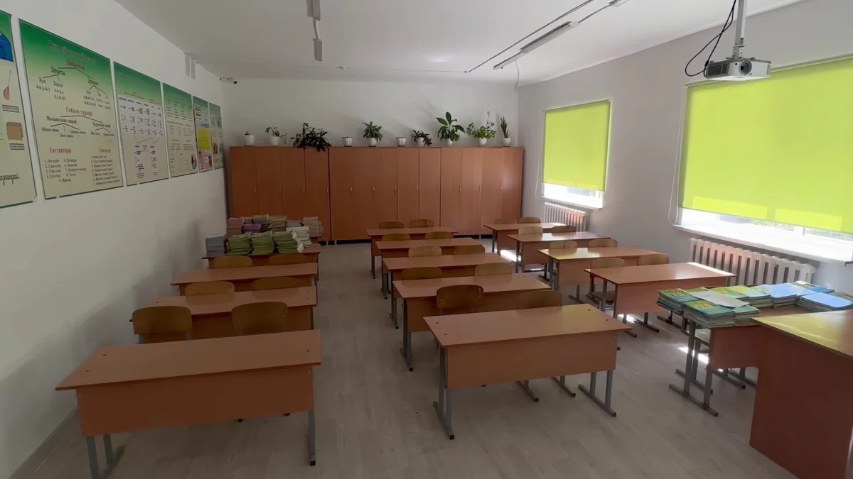 Ақтөбеде «Көктем» шағын ауданында тұратын оқушылар ескі жатақхана ғимаратында оқиды