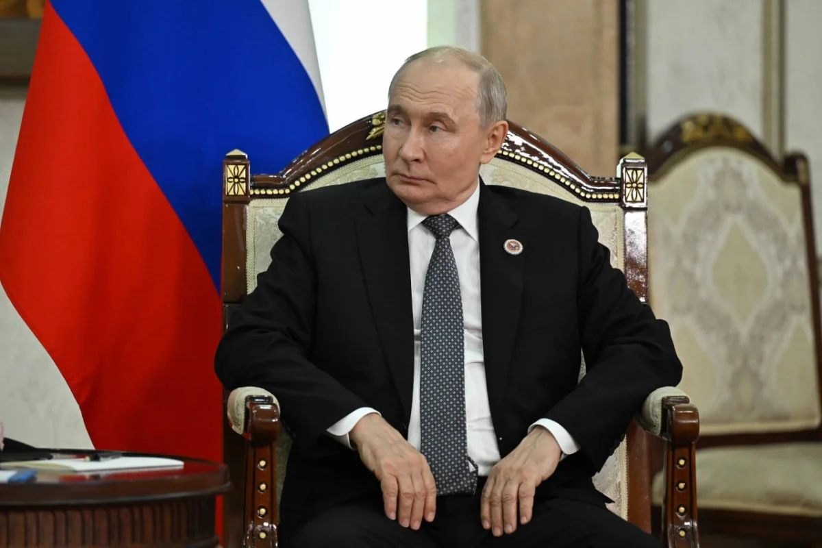 Владимир Путин екіжақты қарым-қатынас барлық бағытта қарқынды ілгерілеп келе жатқанын жоғары бағалады